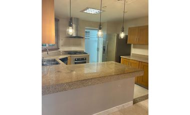 Se vende o alquila casa en Tucan Country Club