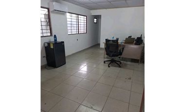 ALQUILER DE GALERA EN JUAN DIAZ DE 500 MTRS2 JD