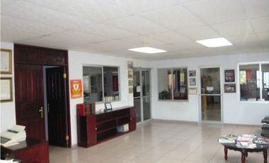 SE VENDE EDIFICIO COMERCIAL CON GALERA UBICADA EN CHILIBRE