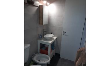 alquiler departamento 3 ambientes con cochera descubierta