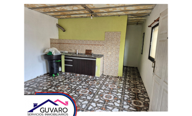 Se Vende Casa de 3 Dorm, 1 Baño, Patio, Garaje, Asador y un Depto Ind