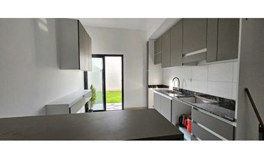 VENTA · DEPARTAMENTO · 2 DORMITORIOS  P. BAJA · MAIPÚ · ESTRENAR