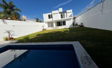 Casa Moderna en Fraccionamiento Brisas Temixco Morelos