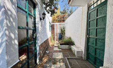 Casa en renta para Franquicias con dos frentes, en Av. Teopanzolco Cuernavaca Morelos