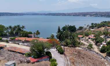 Terreno en Venta en Tequesquitengo, Morelos