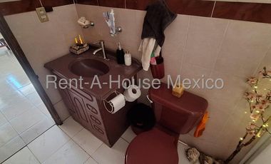 Casa Amueblado en Venta en El Seminario, Toluca JL 25-3326.