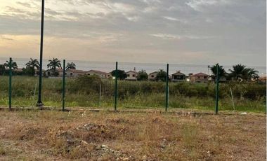 Venta de terreno en Isla Celeste