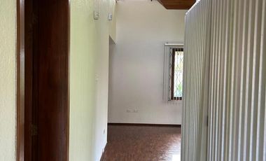 Arriendo casa en Jacaranda  cerca al club