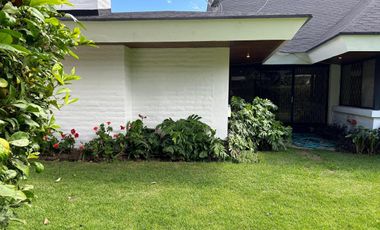 Arriendo casa en Jacaranda  cerca al club