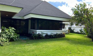 Arriendo casa en Jacaranda  cerca al club