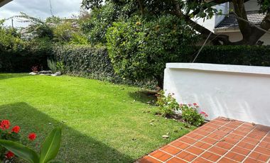 Arriendo casa en Jacaranda  cerca al club