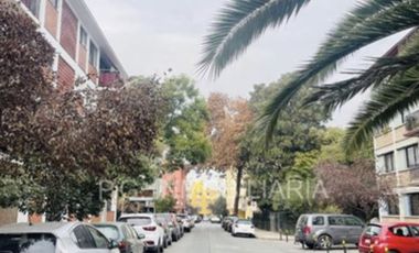 Departamento en Venta en Metro Manuel Montt /Andrés Bello