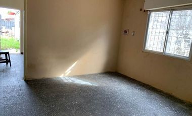 Casa en venta en Quilmes Este