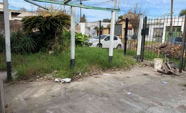 Casa en venta en Quilmes Este