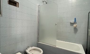 Casa PH en venta en Lanus Oeste