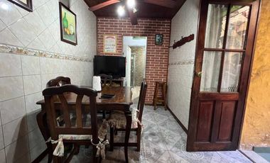 Casa PH en venta en Lanus Oeste