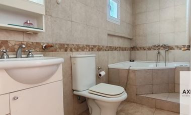 21 esquina 46-Casa en venta Villa del Plata