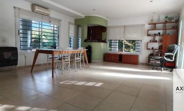 21 esquina 46-Casa en venta Villa del Plata