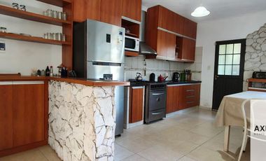 21 esquina 46-Casa en venta Villa del Plata