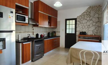 21 esquina 46-Casa en venta Villa del Plata