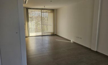 Departamento en alquiler de 2 dormitorios c/ cochera en 5.ª Sección Residencial Sur