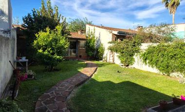 Casa en venta en Quilmes Centro