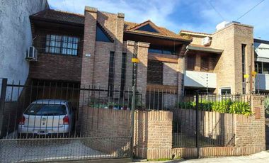 Casa en venta en Quilmes Centro