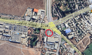 Local Comercial en Arriendo en Strip Center Machalí