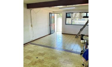 RENTA DE PROPIEDAD COMERCIAL EN CHALCO PARA ESCUELAS, OFICINAS ETC.