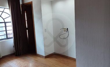 Casa en venta en Fraccionamiento Jardines de los Historiadores