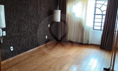 Casa en venta en Fraccionamiento Jardines de los Historiadores