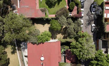 Terreno en venta en Tlacopac, en calle Aralia
