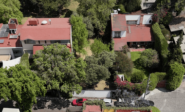 Terreno en venta en Tlacopac, en calle Aralia