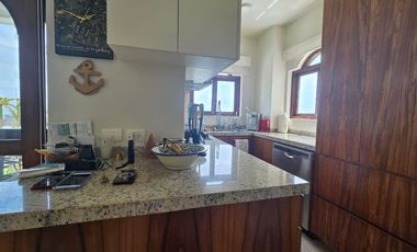 PRECIOSO, IMPECABLE DEPARTAMENTO CON HERMOSA VISTA AL MAR