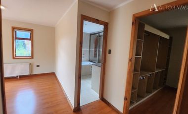 Casa en Arriendo en Teniente Vidal