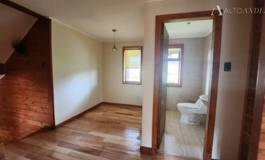 Casa en Arriendo en Teniente Vidal