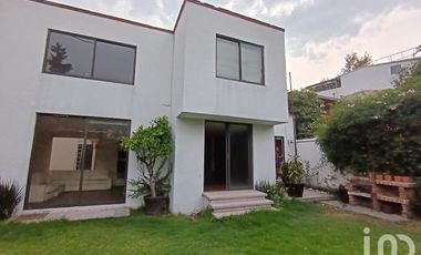 Hermosa Casa en renta en San Jerónimo Lídice