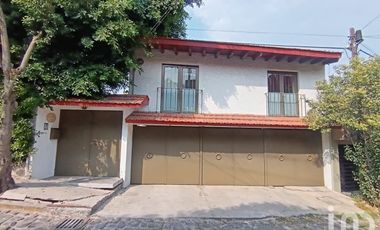 Hermosa Casa en renta en San Jerónimo Lídice