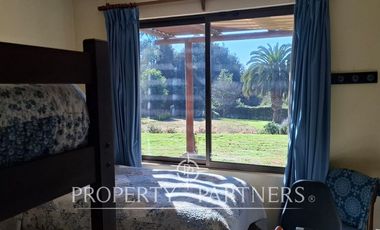 Oportunidad de Parcela con casa en excelente sector a minutos de Santo Domingo central