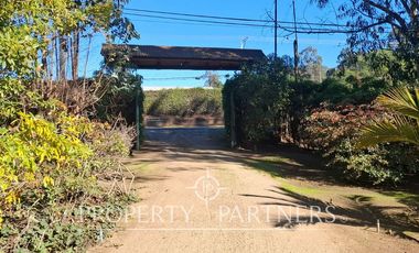 Oportunidad de Parcela con casa en excelente sector a minutos de Santo Domingo central