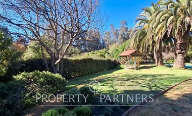 Oportunidad de Parcela con casa en excelente sector a minutos de Santo Domingo central