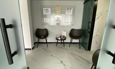 Consultorio con preparación para odontología en renta