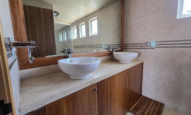 VENTA DE CASA EN REAL ESMERALDA