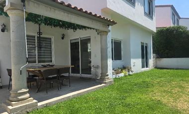 VENTA DE CASA EN REAL ESMERALDA