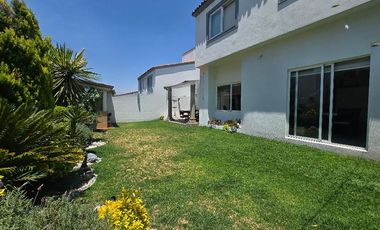 VENTA DE CASA EN REAL ESMERALDA