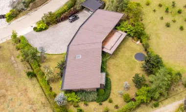 Casa en venta y arriendo en El Retiro