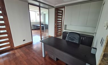 Oficina en Arriendo en Vitacura Lo Castillo