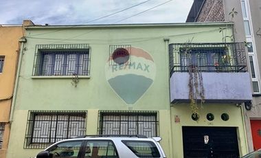 Oficina en Providencia: Clásica y Moderna