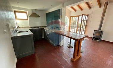 Casa con vista panorámica  sector Arrayán
