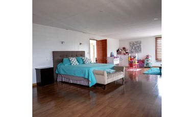 Casa Moderna en La Cisterna: Oportunidad Única
